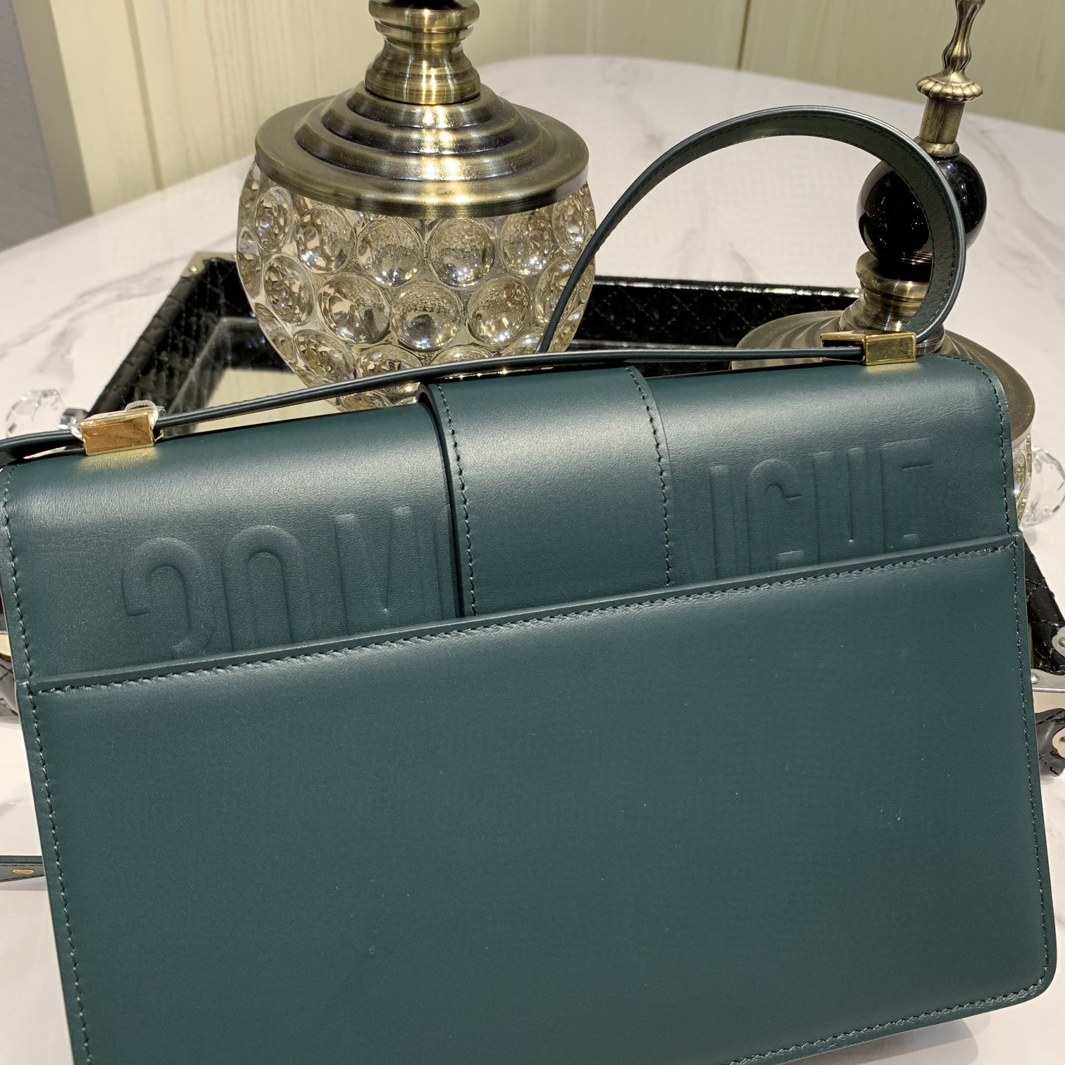 #Montaigne30#原工厂墨绿胎牛皮 24cm 纯铜五金表面电镀24k金 德国亚曼粗蜡线 每一个针孔都有特色花型