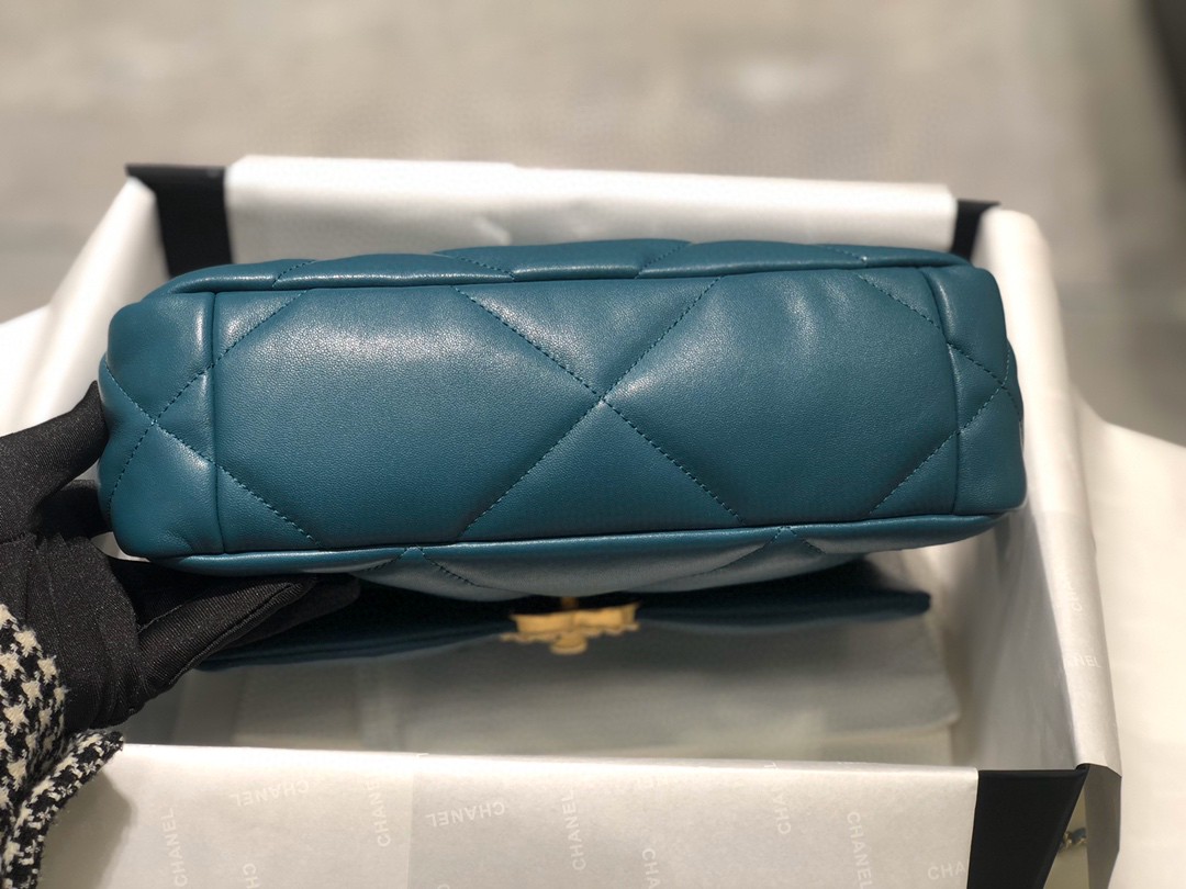 法国进口小羊皮Chanel2019秋冬新季系列 宽格纹粗链条翻盖包 16*26*9cm 全套包装