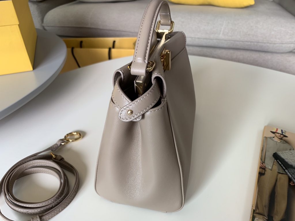 FENDI peekaboo mini  进口水染羊皮 24k金真空电镀  23cm 灰色 6802