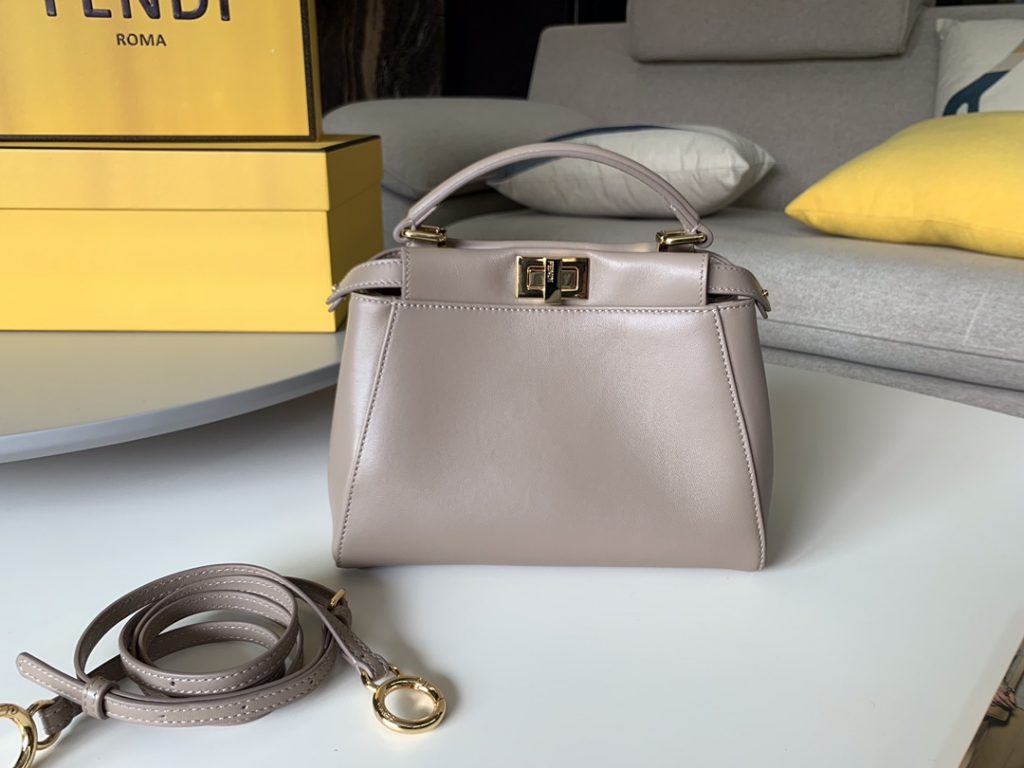 FENDI peekaboo mini  进口水染羊皮 24k金真空电镀  23cm 灰色 6802