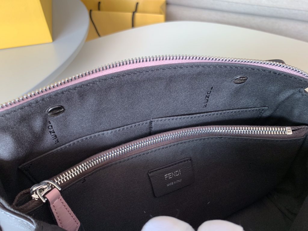 FENDI By the way手袋 双手柄 肩带可调节 做工细腻 拼色 28cm  6650