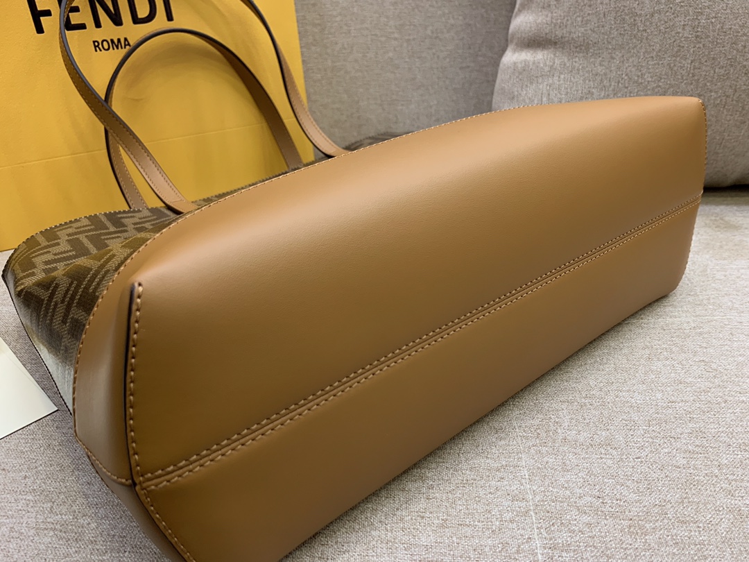 FENDI官网 购物袋 双手柄手提袋  实用百搭 38x18x13cm 8833