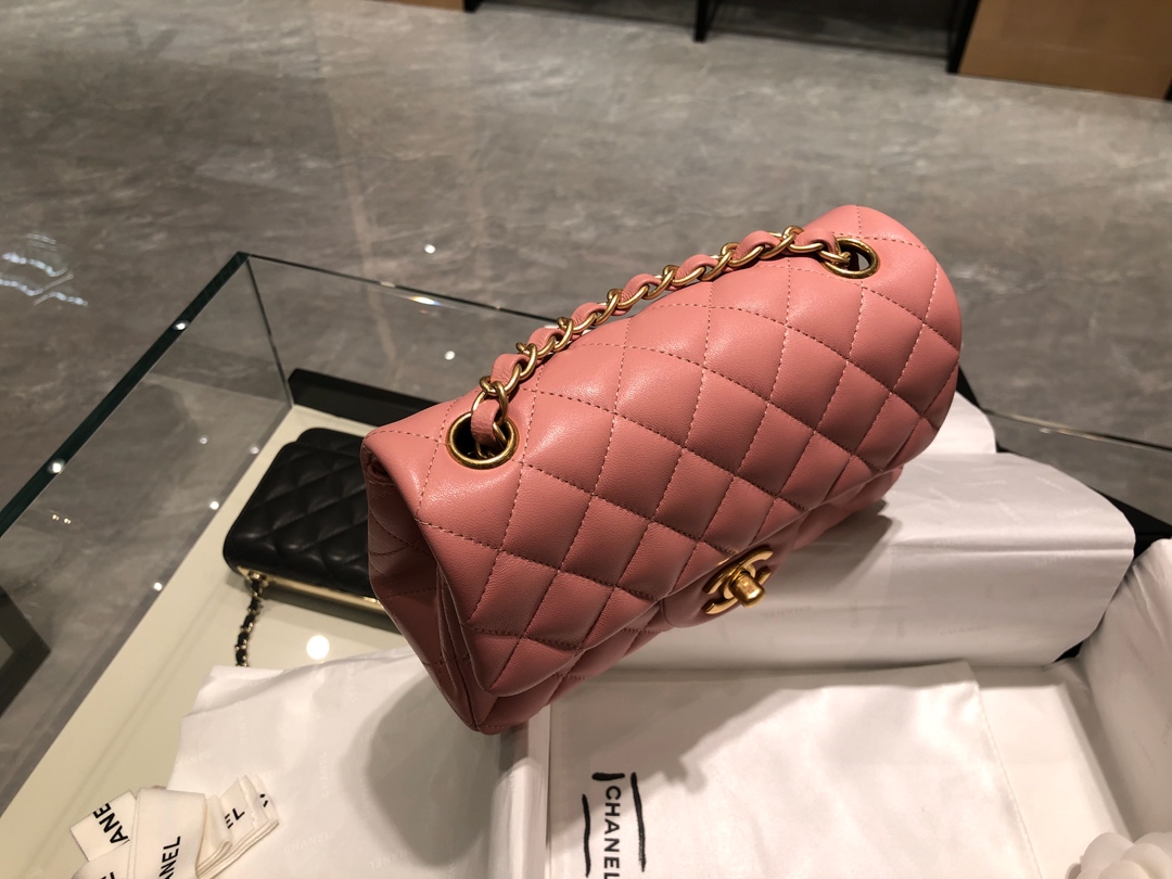 香奈儿香港官网【真品级】原厂《Chanel》CFmini～代购版本20cm～原厂小羊皮～樱花粉～砂金扣