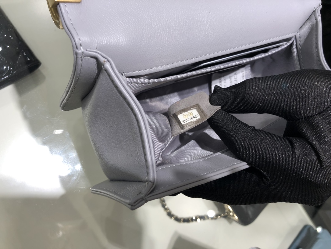Chanel香奈儿女包 小号Leboy 法国原厂小羊皮 经典菱格20cm 现货 高级灰 金扣