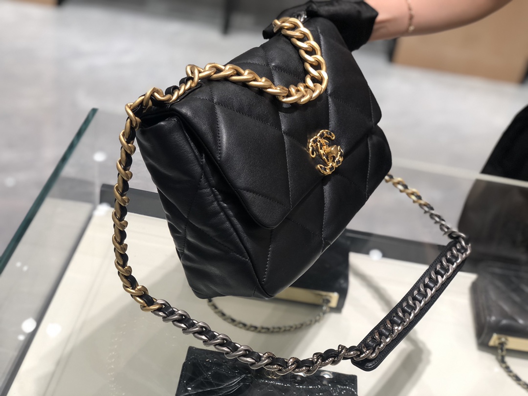 香奈儿批发 真品级  法国进口小羊皮Chanel2019秋冬新季系列 宽格纹粗链条翻盖包  20:30:10全套包装