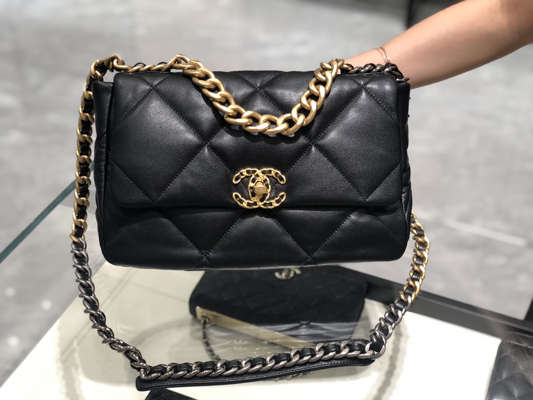 香奈儿批发 真品级  法国进口小羊皮Chanel2019秋冬新季系列 宽格纹粗链条翻盖包  20:30:10全套包装